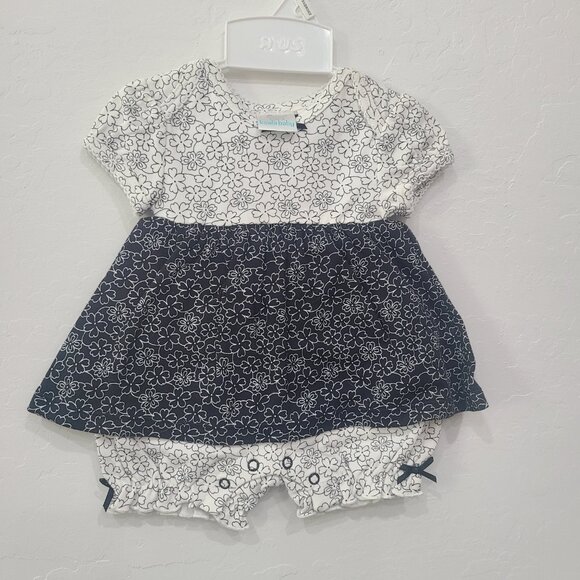Baby Clothes Newborn lot of 6pcs, Nwt, - Dress, Bodysuit, Romper & Pant Set - Picture 5 of 5